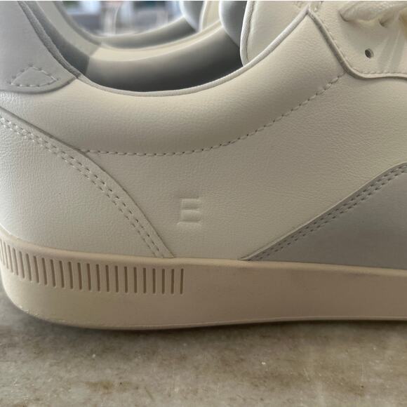 NIB Everlane “The Court Sneaker” – White/Gray, Women’s 10.5 / Men’s 8.5 - Picture 3 of 9